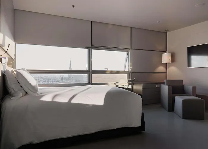 So/ Hotel