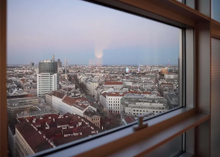 Hotel So/